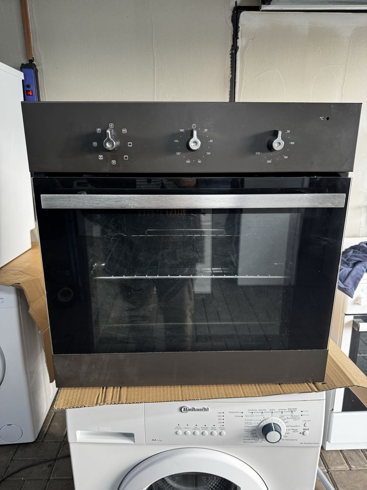 Piekarnik pod zabudowę y Whirlpool Ikeac model Ov t01 an