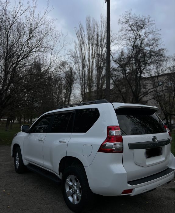 Продам Toyota Land Cruiser 2014