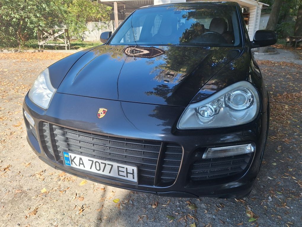 Продам сімейний автомобіль