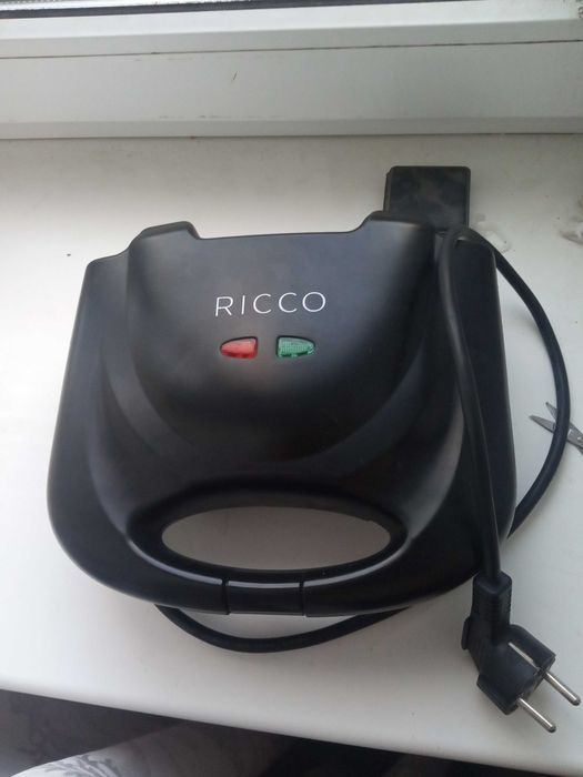 Бутербродниця ESPERANZA