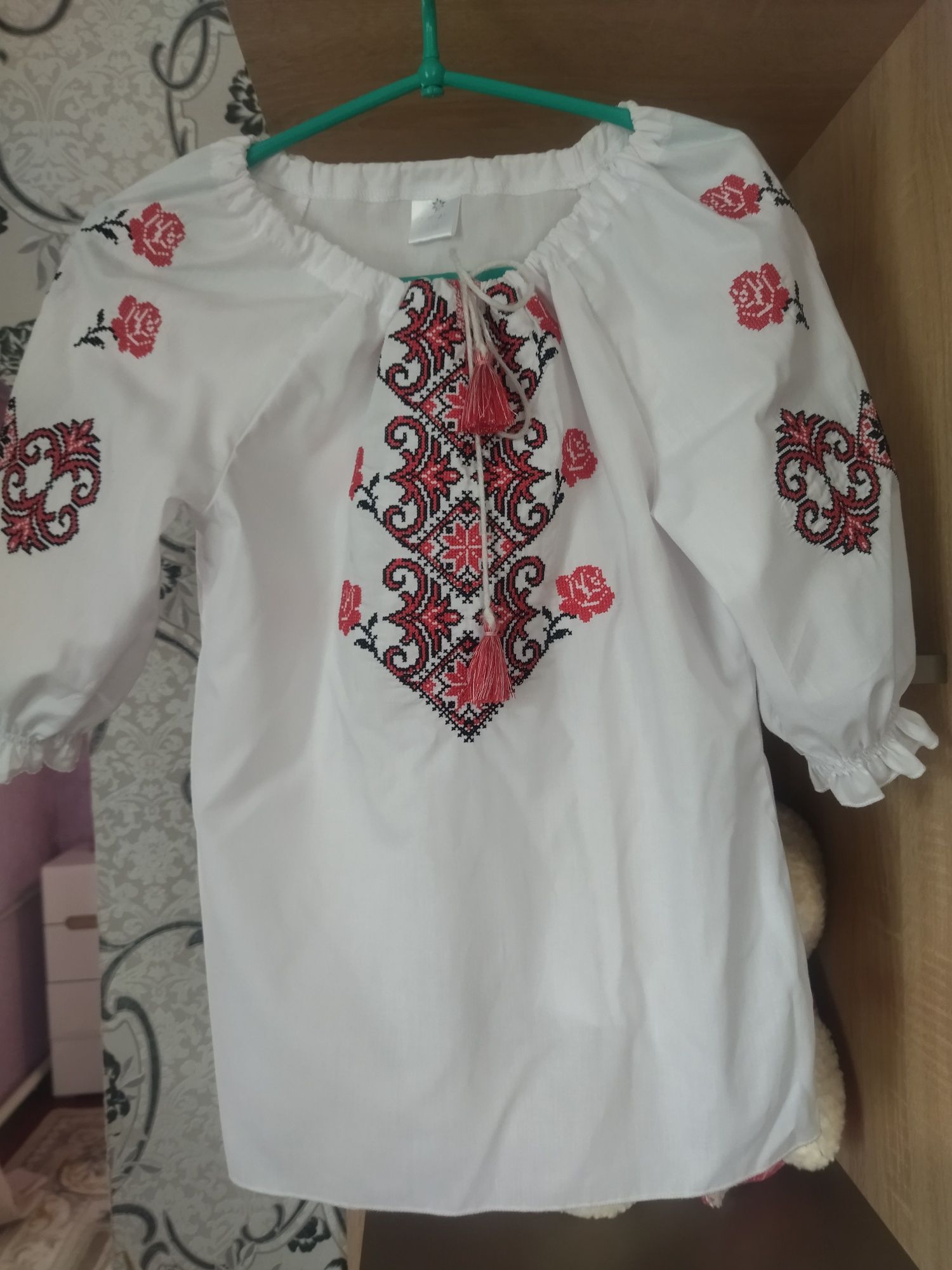 Вишиванка для дівчинки