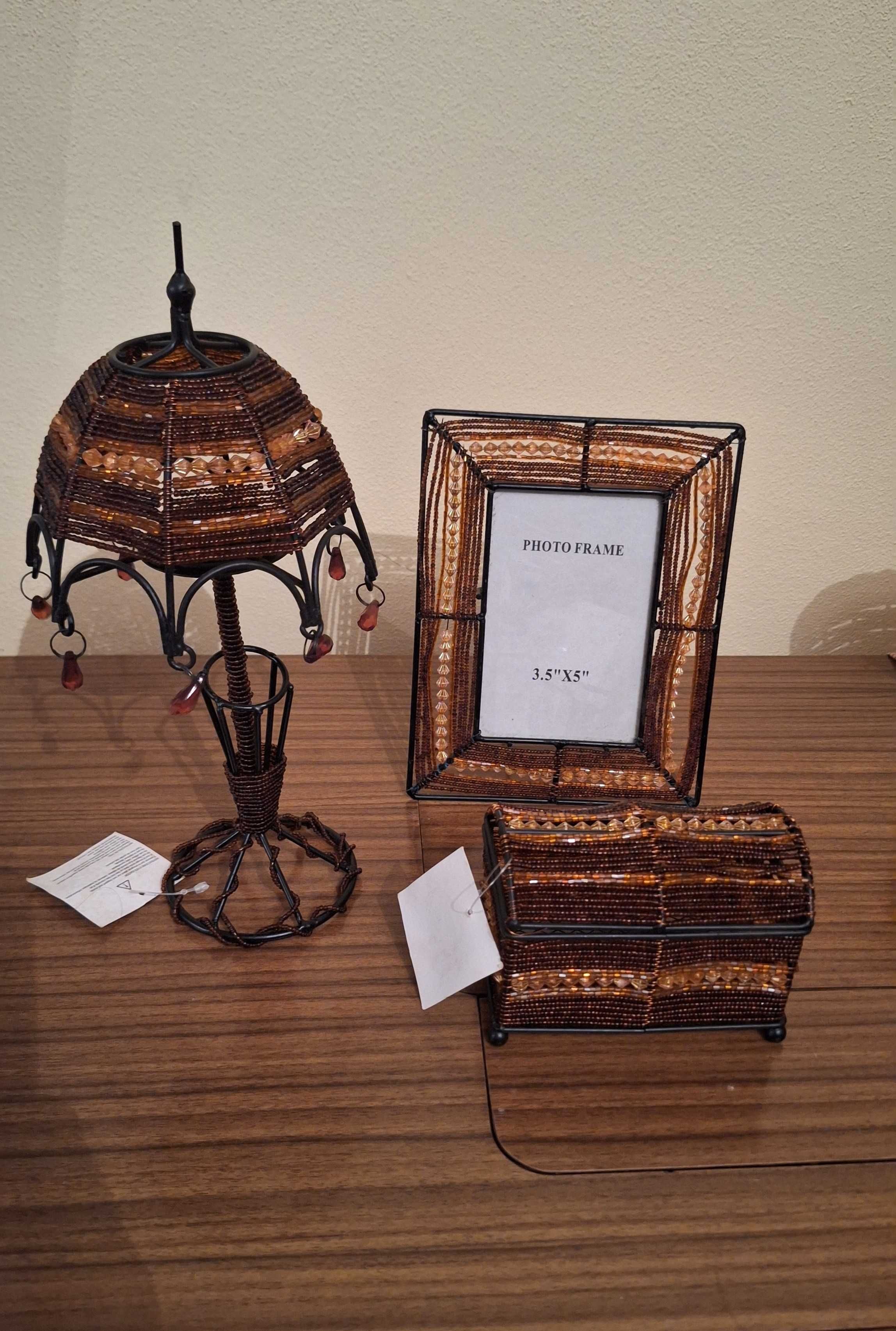 Conjunto porta-fotos, porta joias e candeeiro