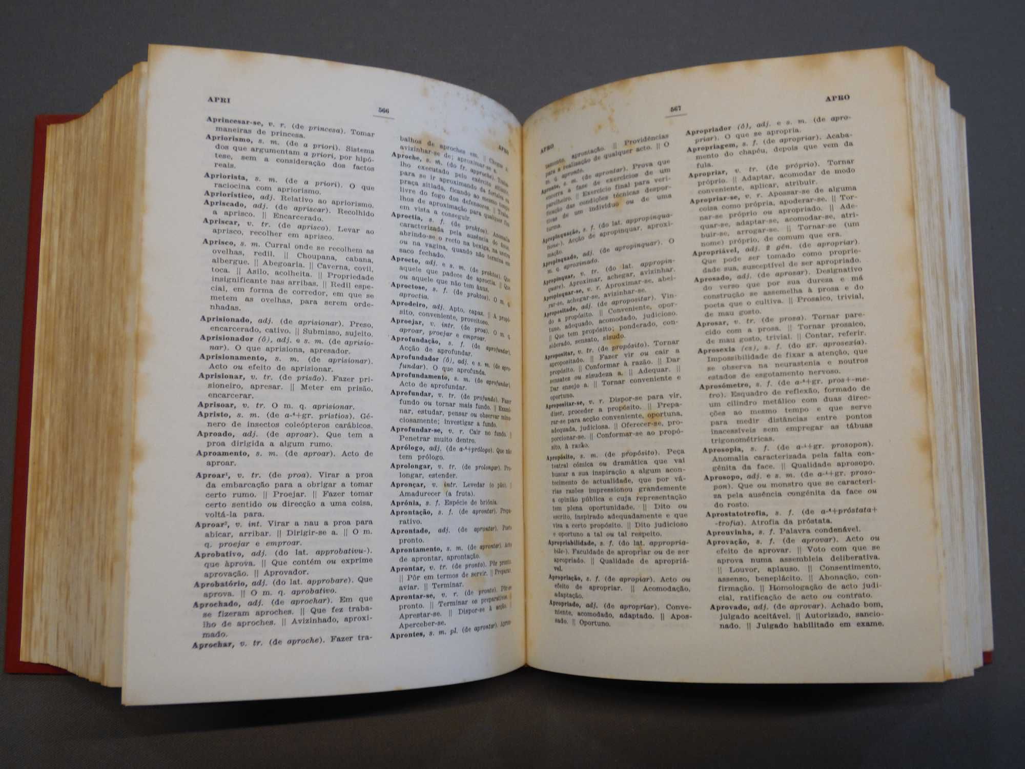 Dicionário da Língua Portuguesa - José Pedro Machado - 7 Vols.