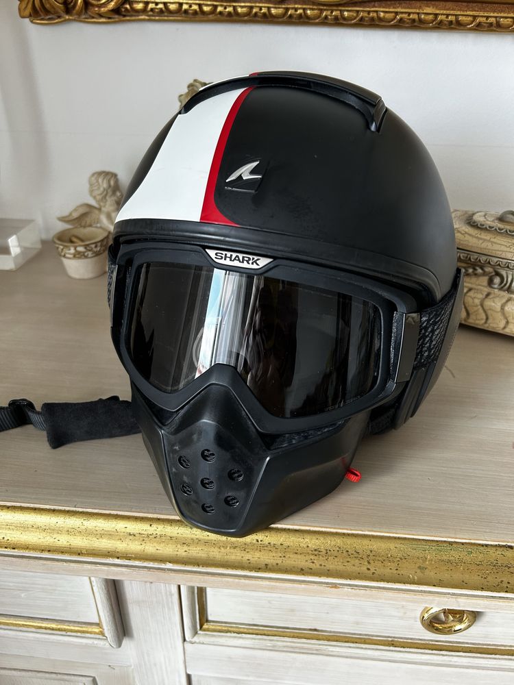 Capacete  shark preto