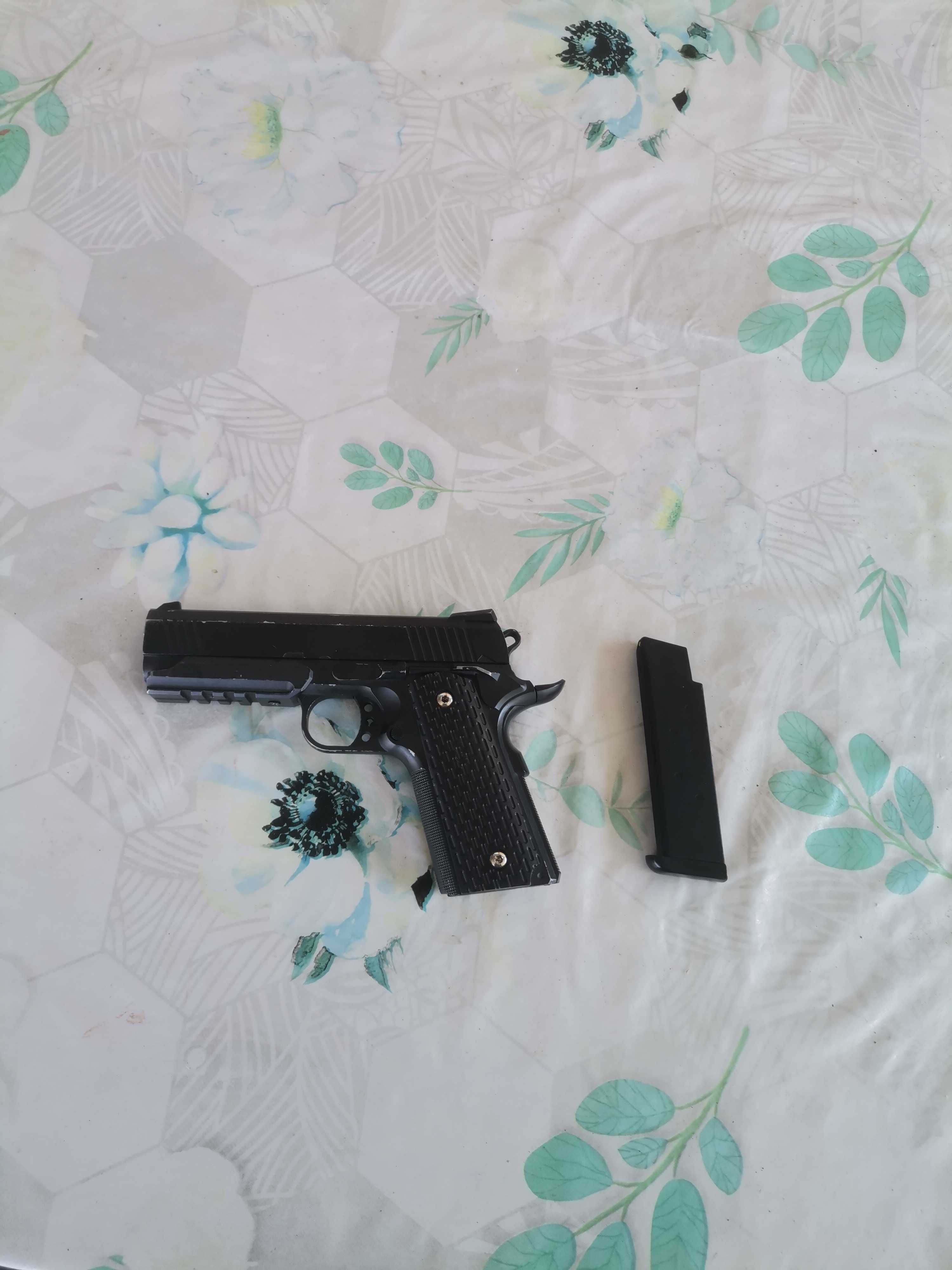 Airsoft full metal 1911