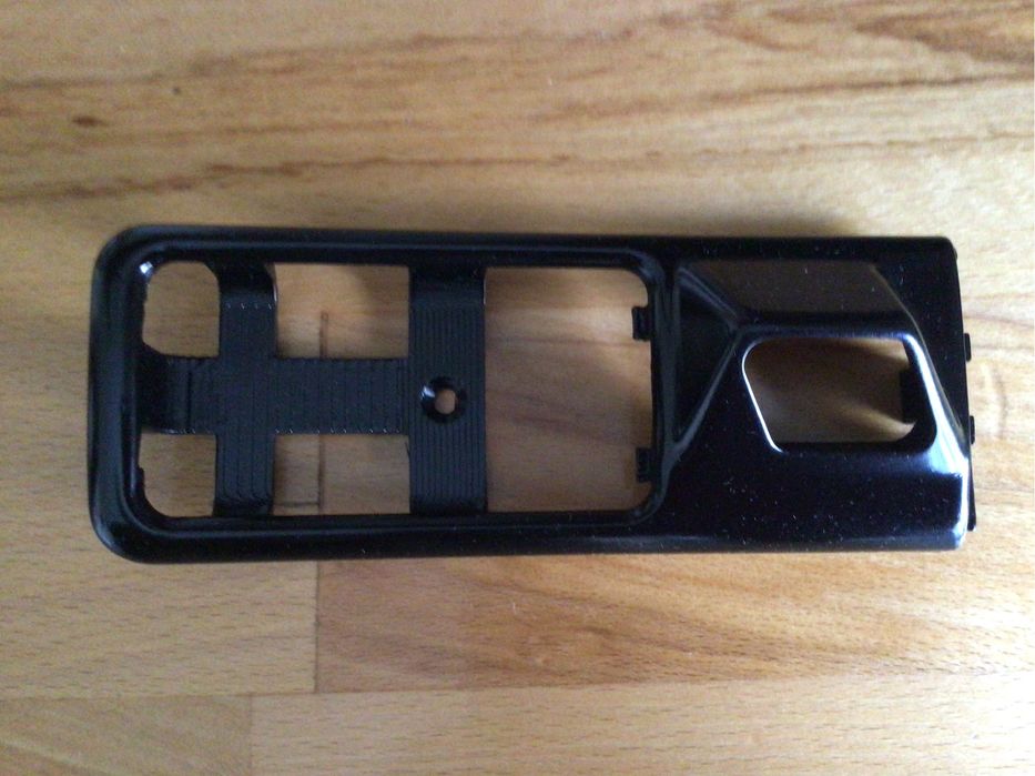 Оздоба ручки мерседес 126 766 0211 r/l w126 ручка елемент салону