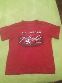 T-shirt Nike Air Jordan de criança. Em muito bom estado.