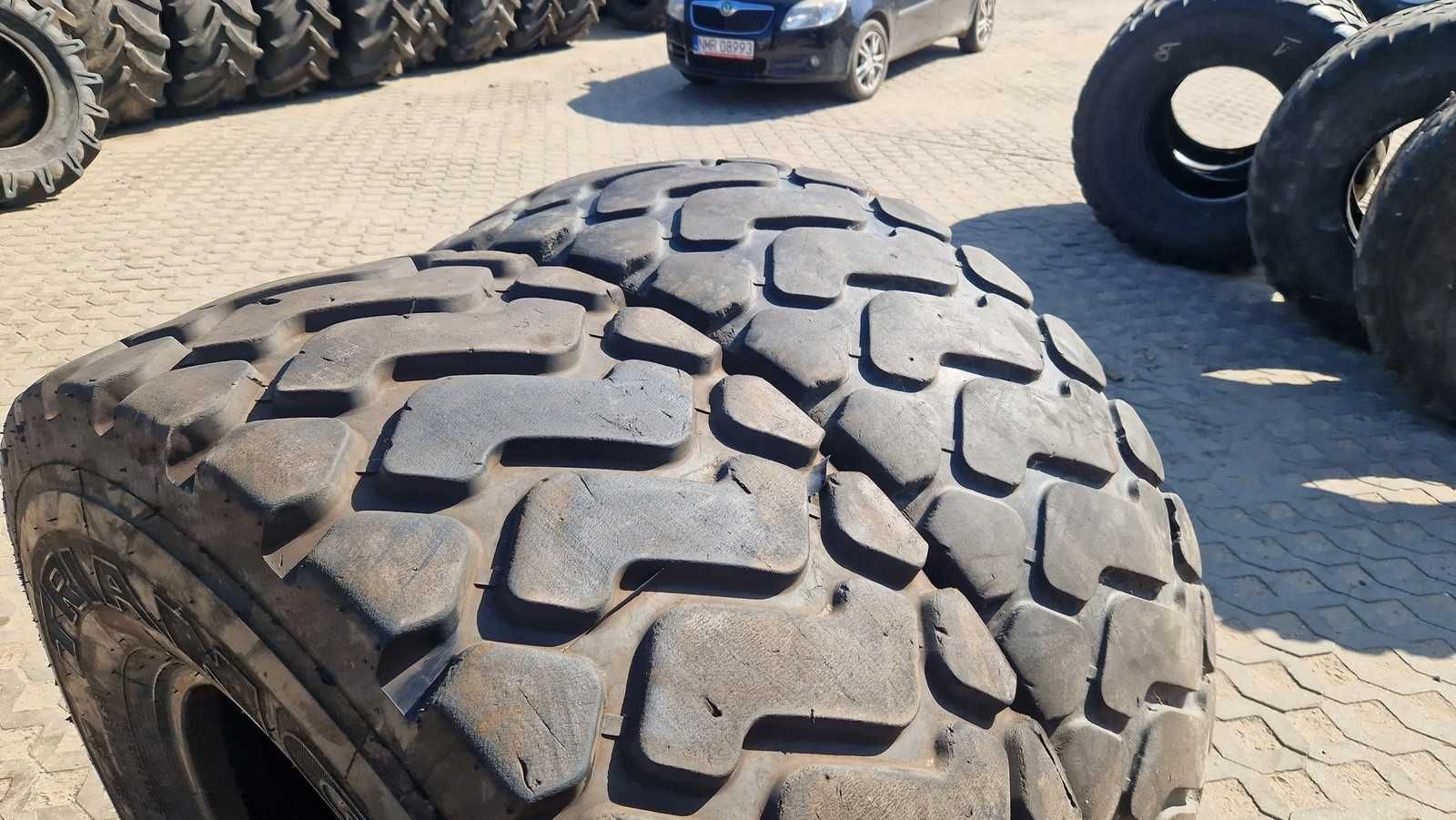 17.5r25 17.5-25 Triangle 70% bieżnik