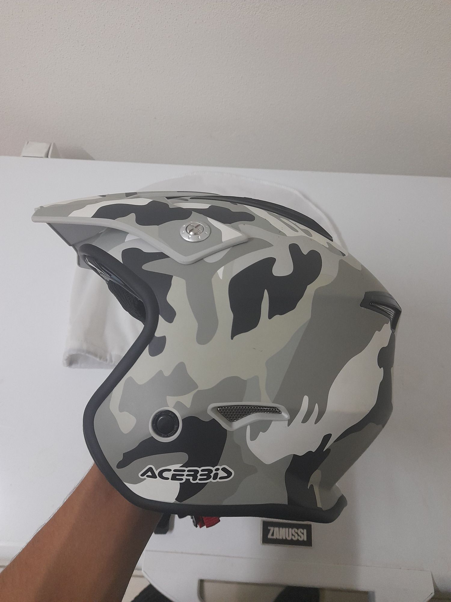 Capacete de moto Acerbis