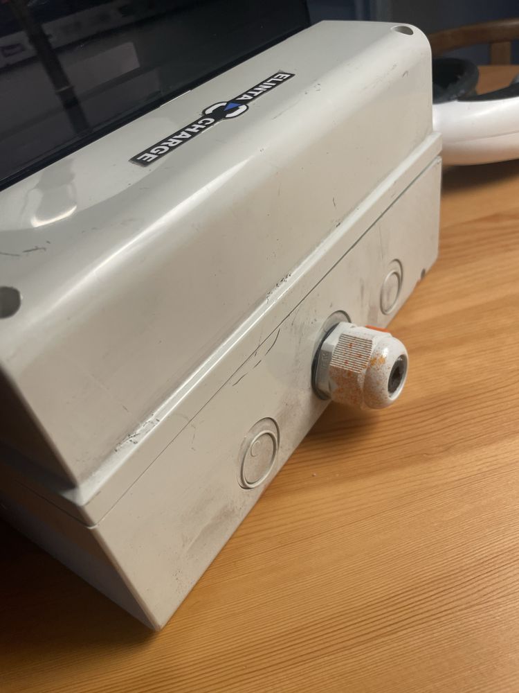 Ładowarka do samochów elektrycznych Elinta Charge EM-HBM-T2-3.6