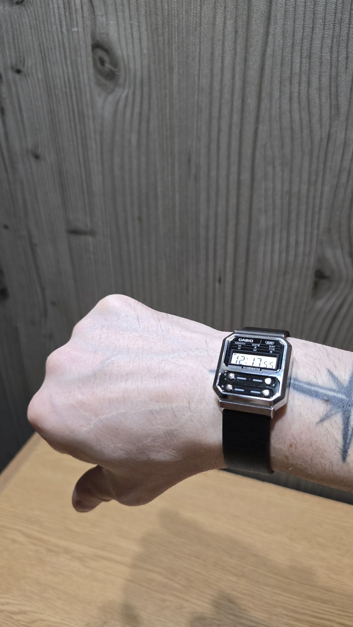 Часы электронные(новые),кварцевые(б/у) Casio