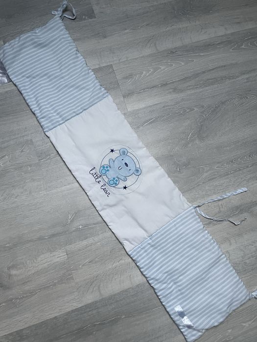 Ochraniacz do łóżeczka niemowlęcego