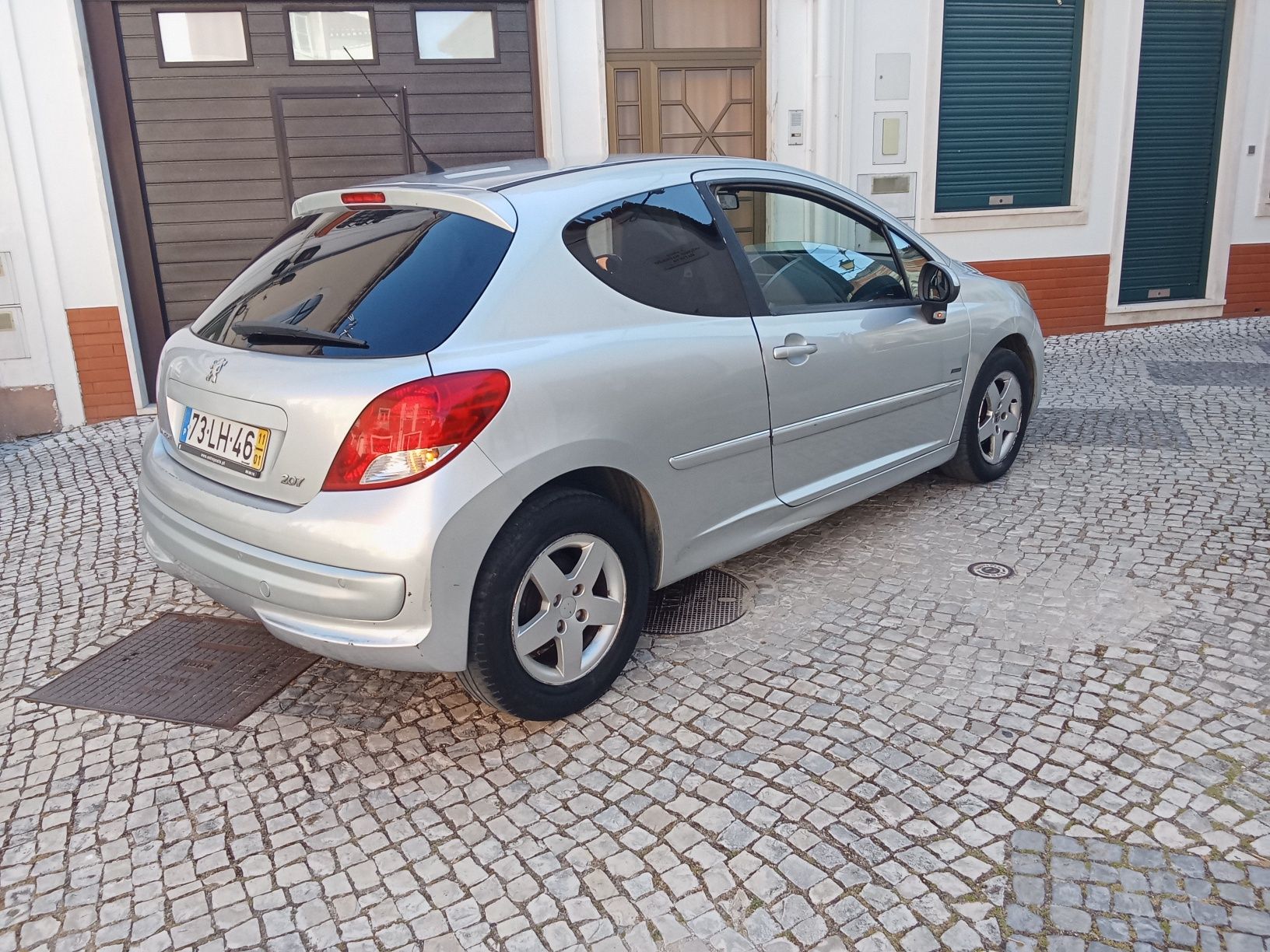 Peugeot 207 1.4HDI 2011 5 LUGARES