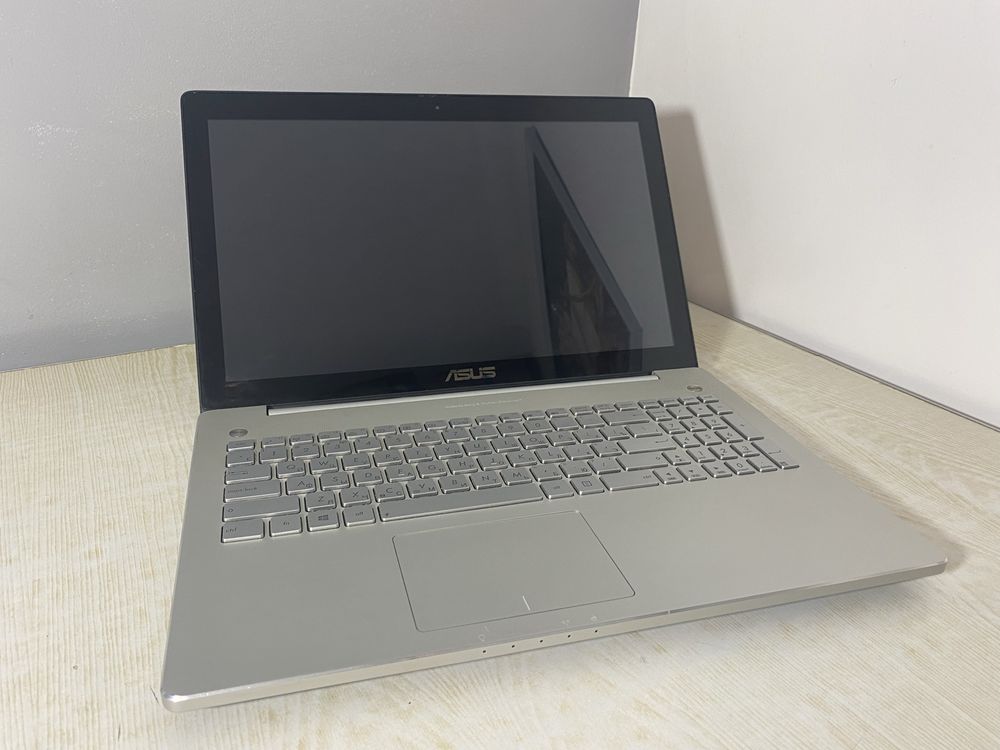 Ноутбук Asus N550JV, i7, GT750M, 16GB, 240GB + 1TB, FullHD IPS