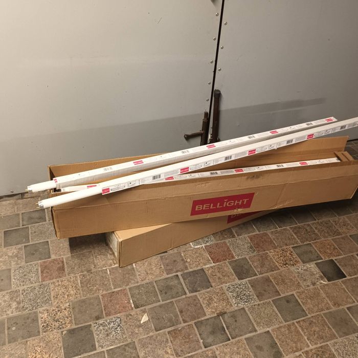 Лампа люмінсцентна T8 36W