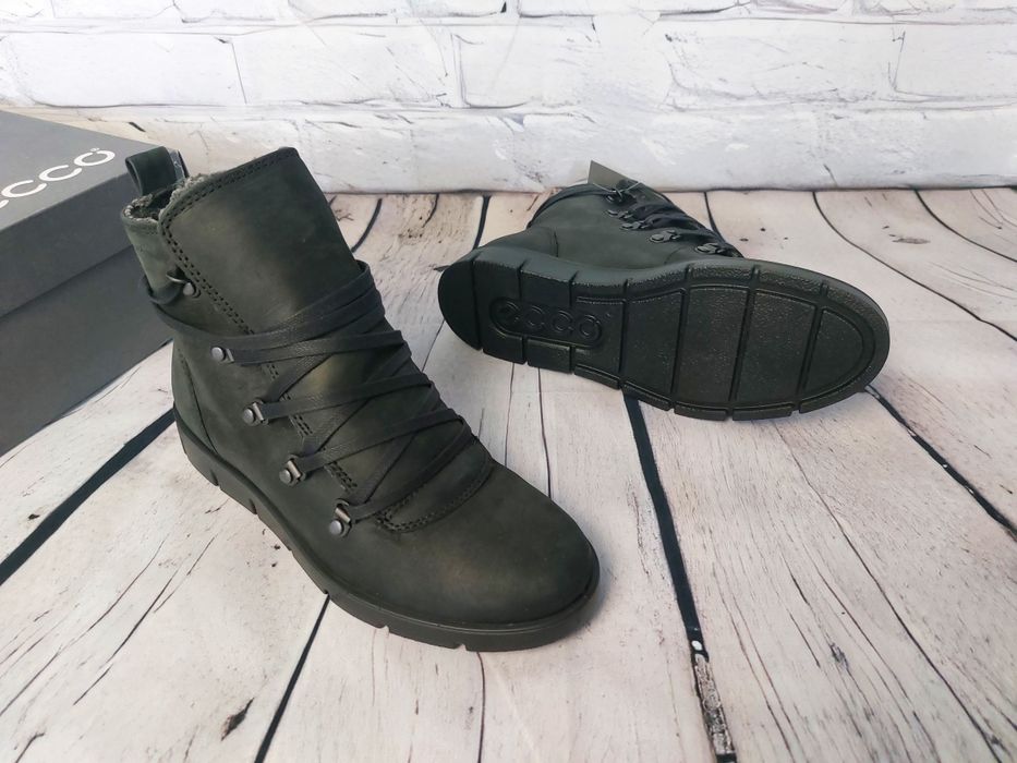 Зимові черевики Ecco Bella 37,38 рр