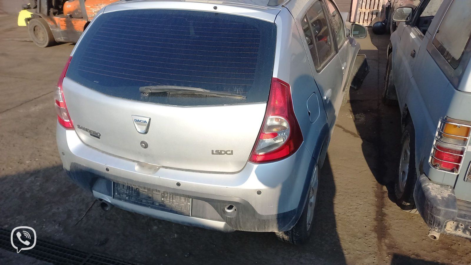 Dacia Sandero Stepway 1.5 08-11r двері дверки