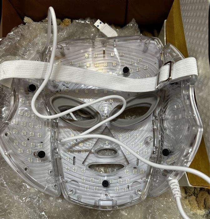 Світлодіодна LED-маска МК-3430 для фотодинамічної та терапії обличчя