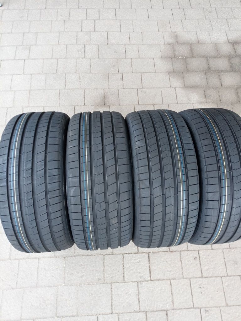 Opony letnie Goodyear 245/40/R18. Nowe Dot4923r.