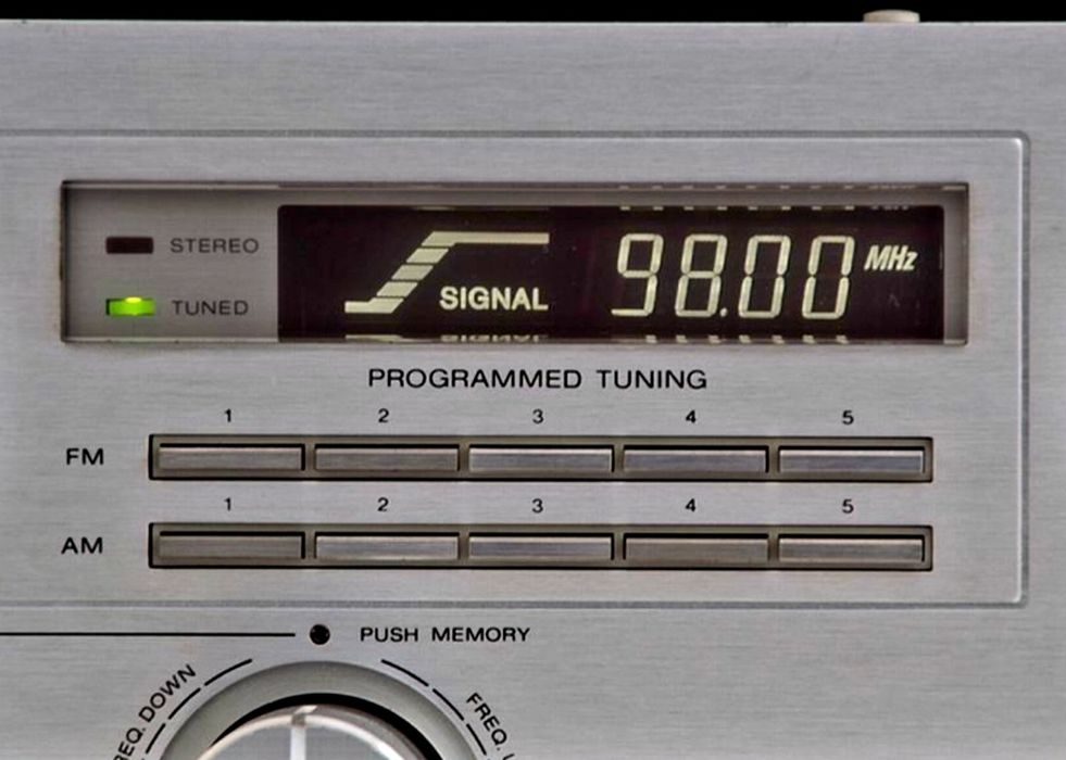 Тюнер SONY ST 636