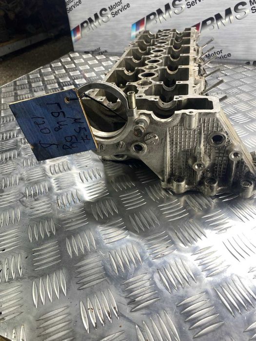 Головка блока цилидров (ГБЦ) BMW M57 77927539