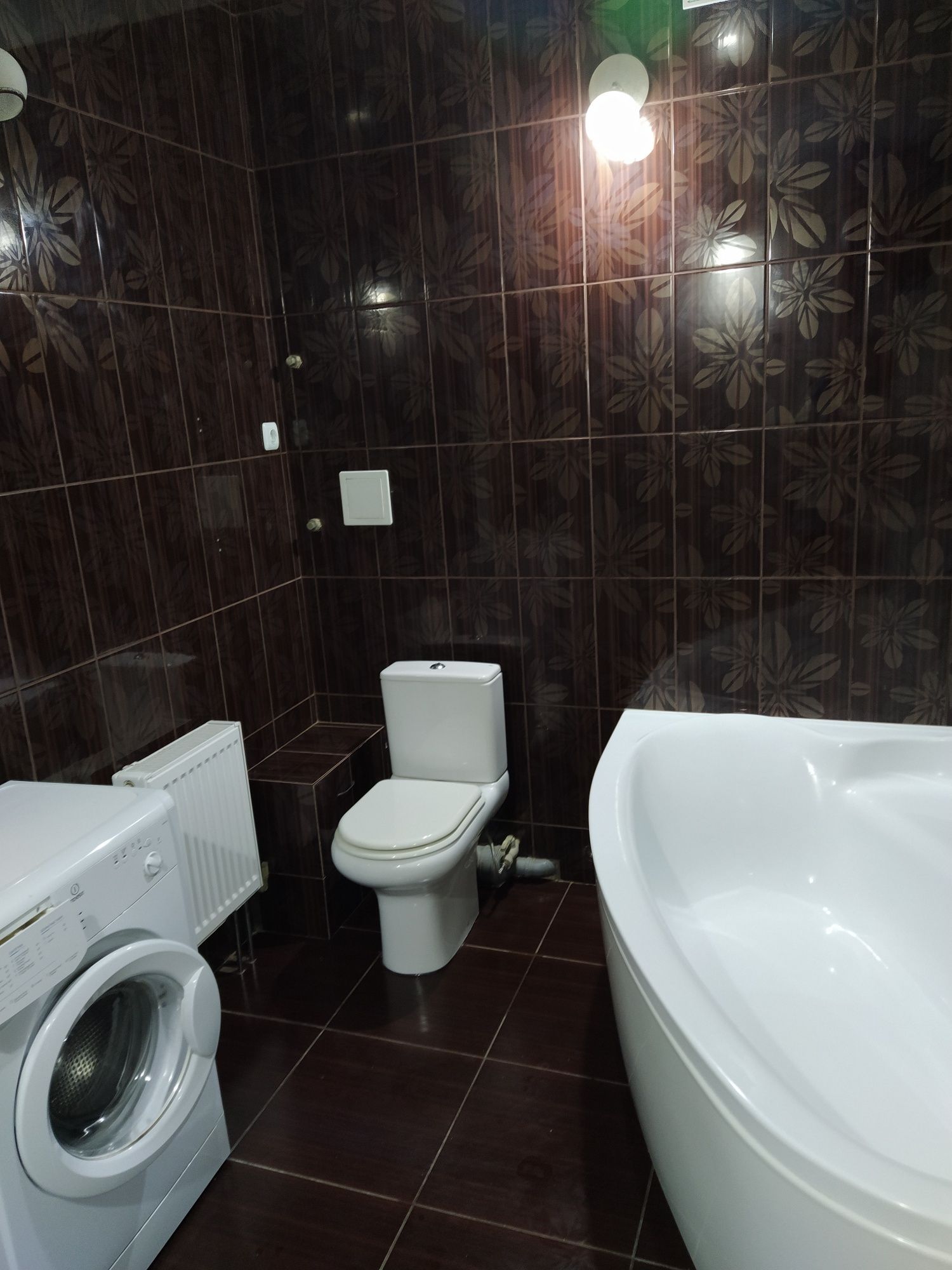 Продам 1 комнатную квартиру 53 м. кв.в новострое с ремонтом,Алексеевка