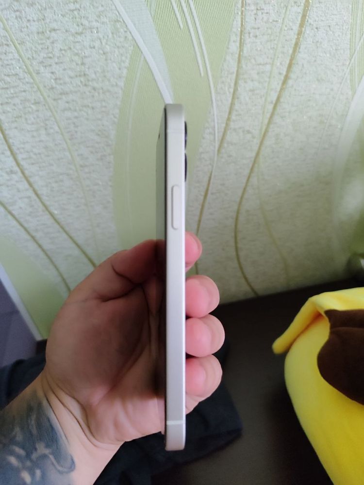 IPhone 12 на 128