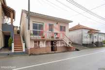 Moradia T3 / 2 Salas / Anexo / Arrumos / Forno a Lenha / Cavalinhos