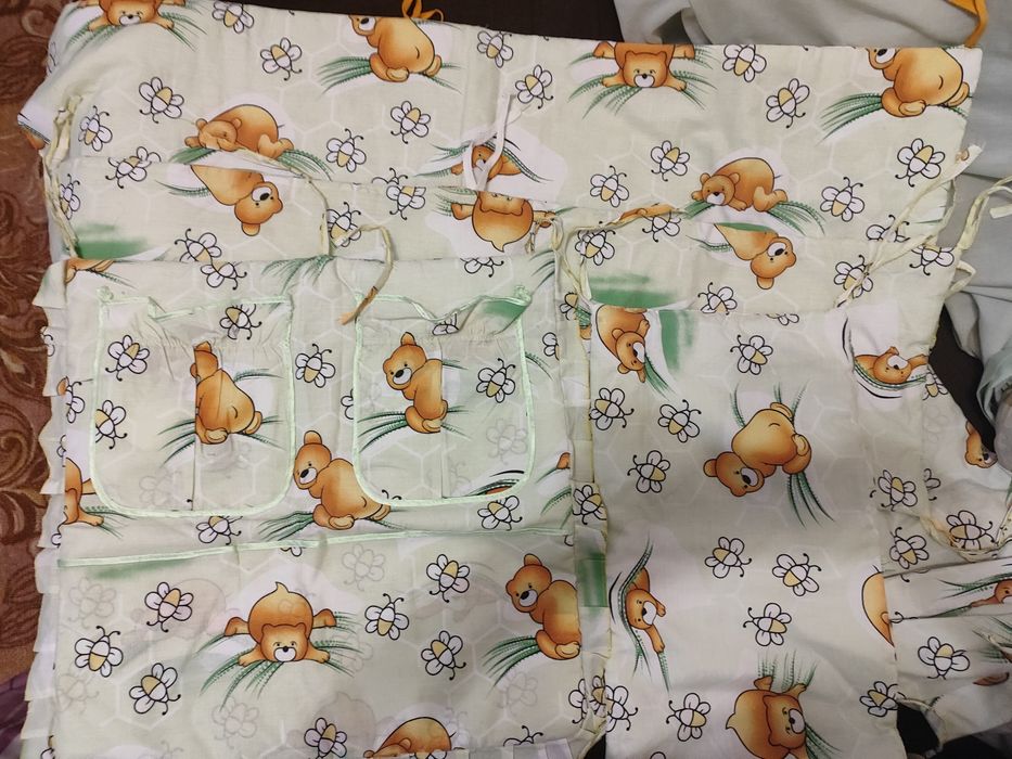 Бортики в ліжечко постіль