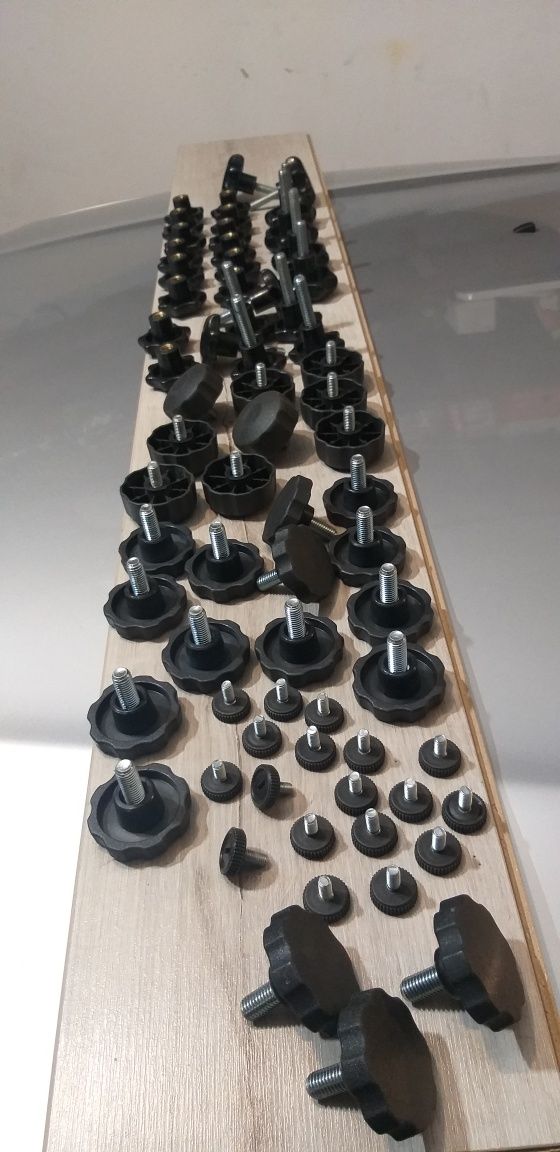 Gałki i Pokrętła M10