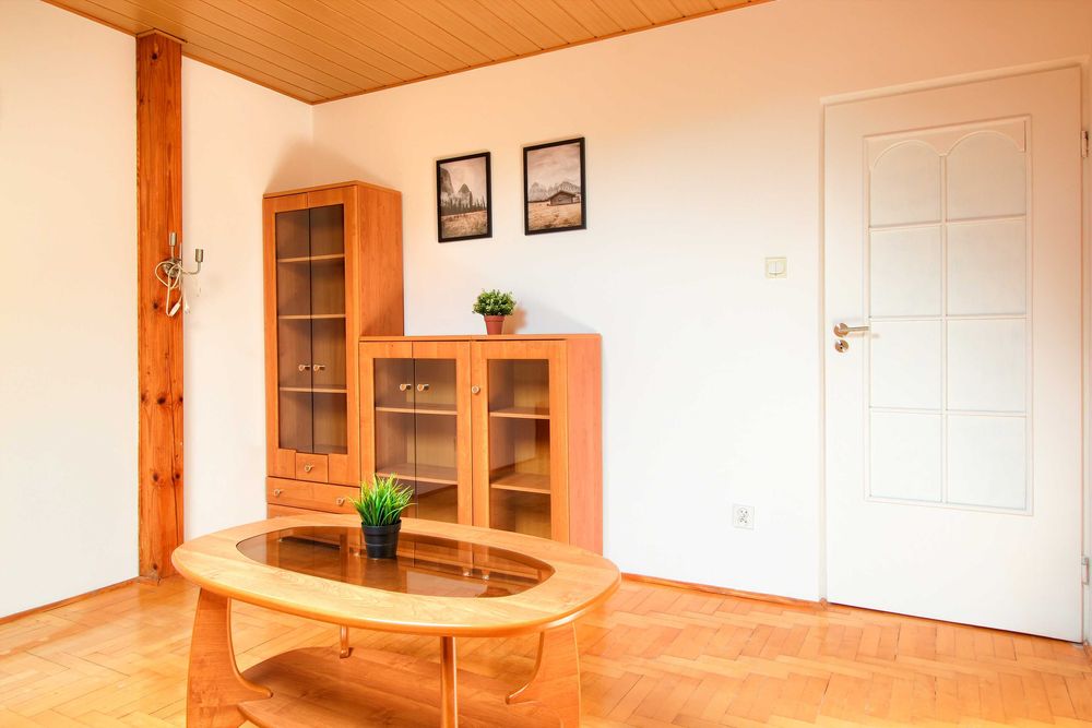 Komfortowe i Przestronne - 2 OSOBNE pokoje - 52m2 ZALESIE