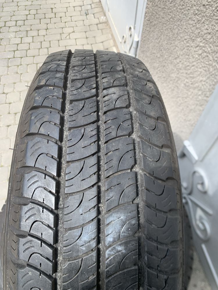 Goodyear 205/65r16c