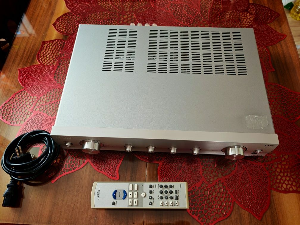 Wzmacniacz onkyo A-5VL Dual mono Dac