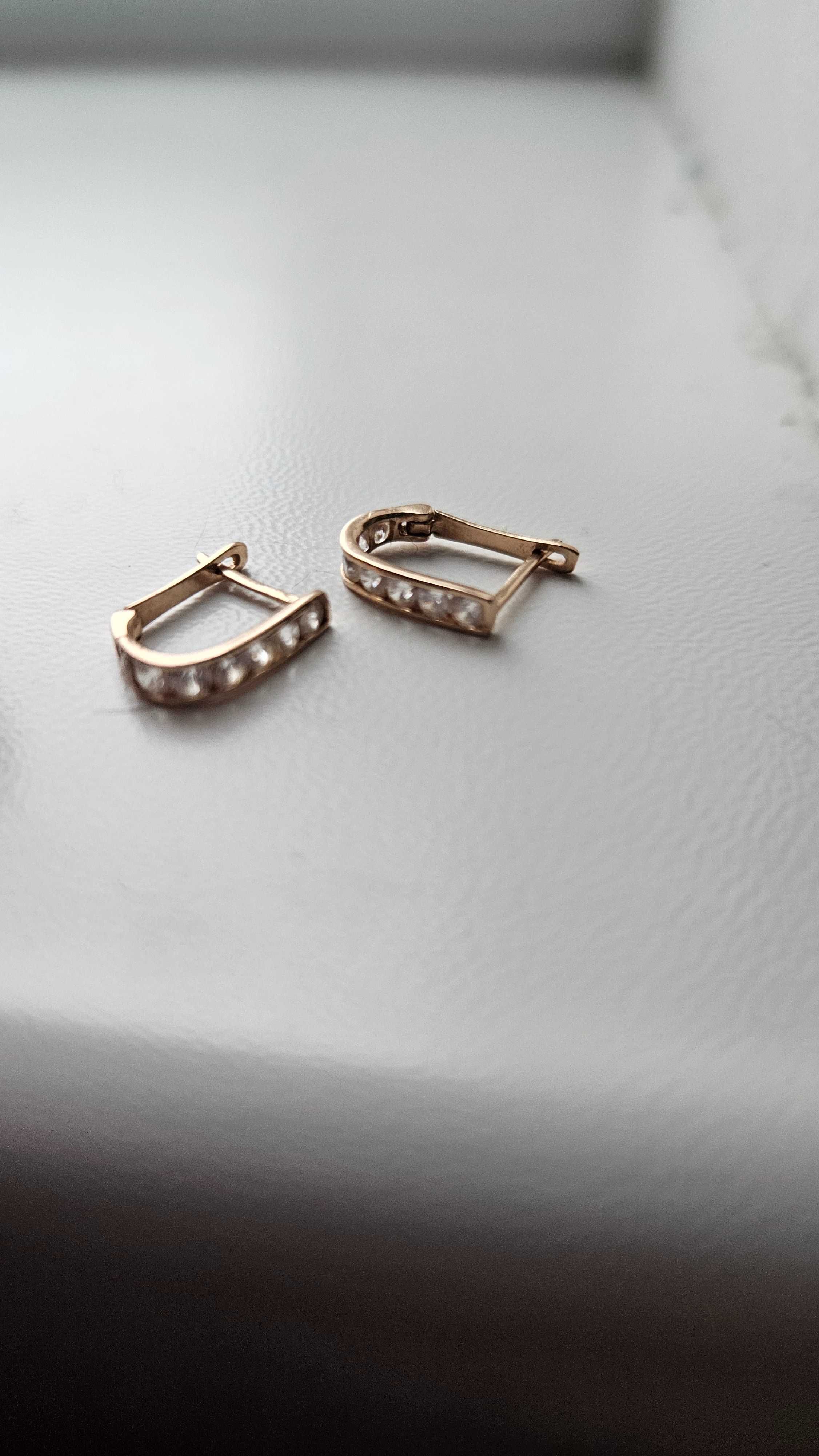 Сережки золотот585