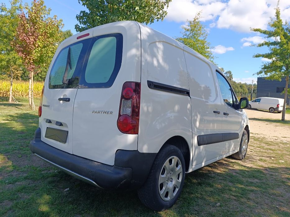 PEUGEOT PARTNER 1.6 hdi 3lugares 2015