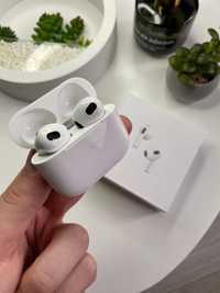 Apple AirPods 3 2023