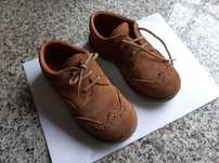 Sapatos menino - nº27 - Castanhos