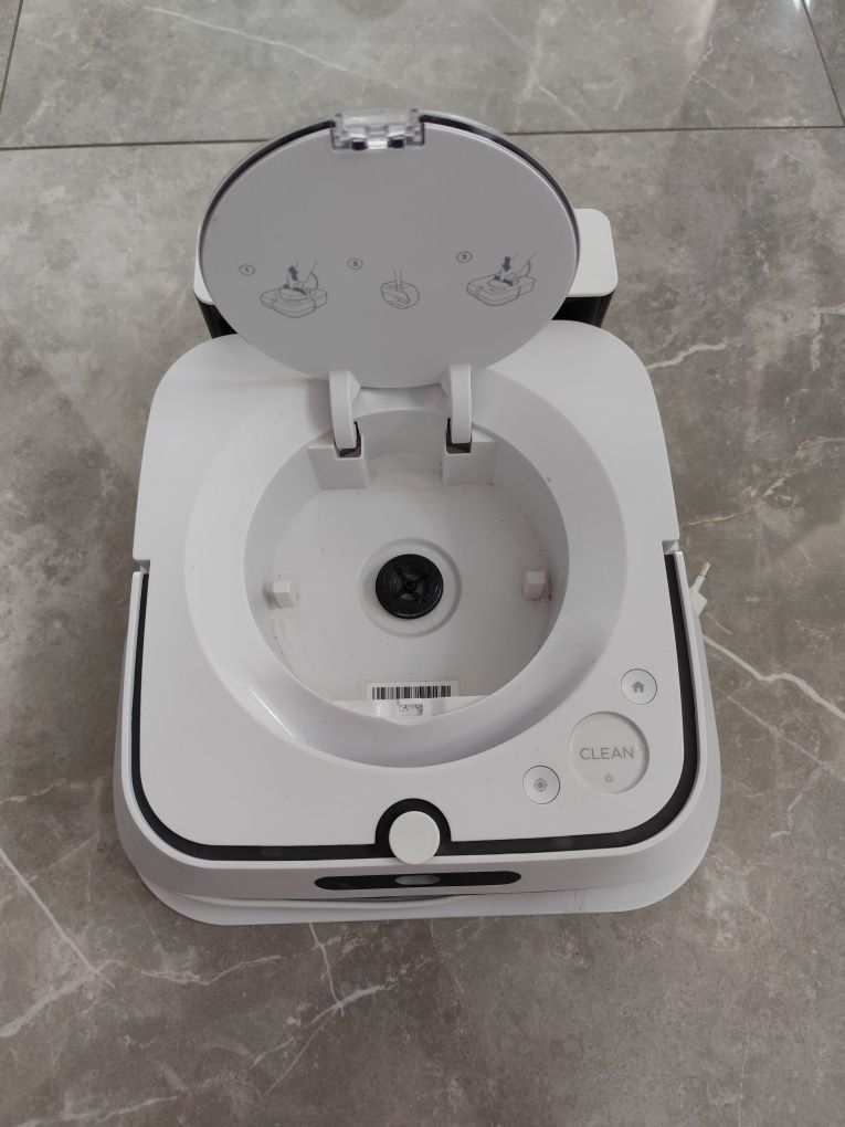 Robot Mopujący iRobot Braava jet m6