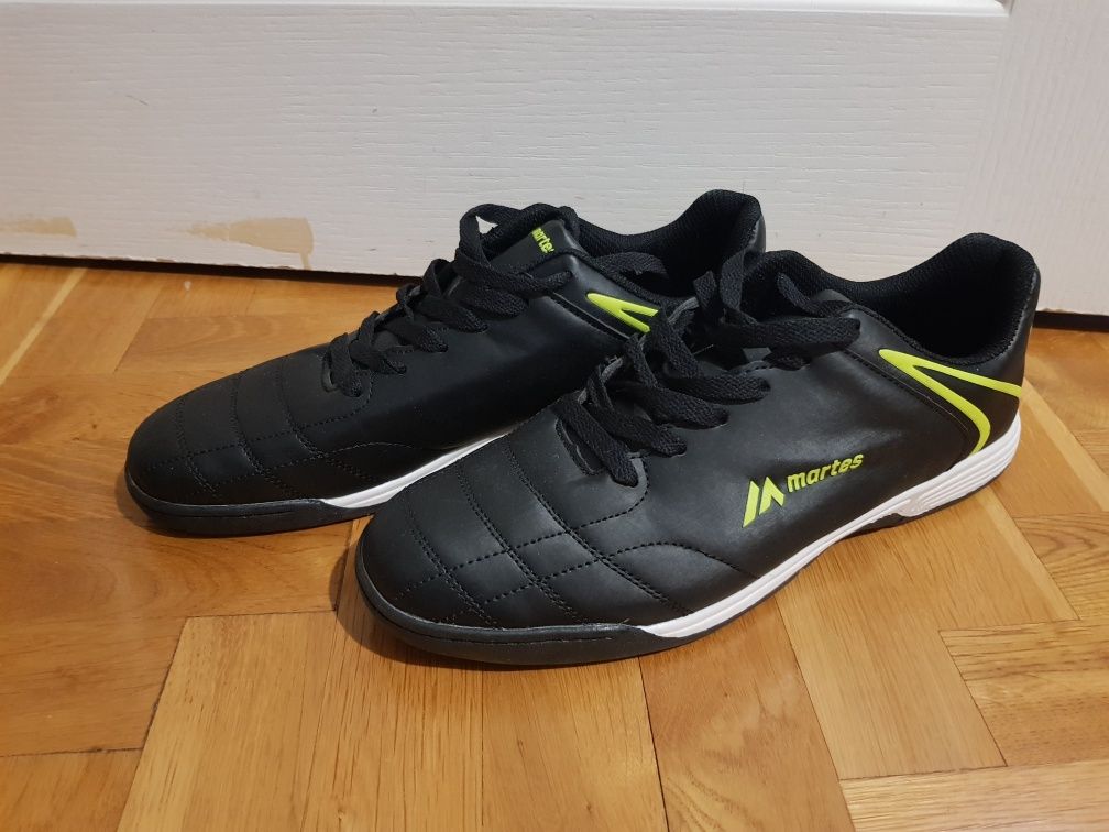 Buty sportowe męskie 42