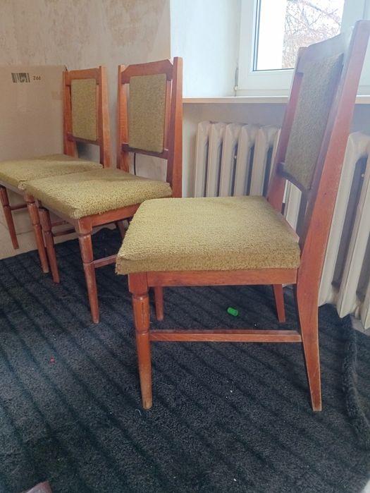 Krzesła 3 drewniane