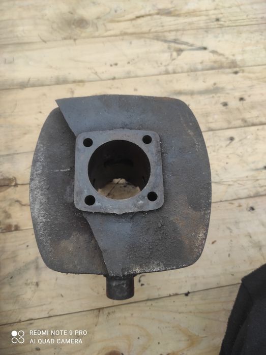 Cylinder wsk 125 na żeberka bądź do naprawy 15.339