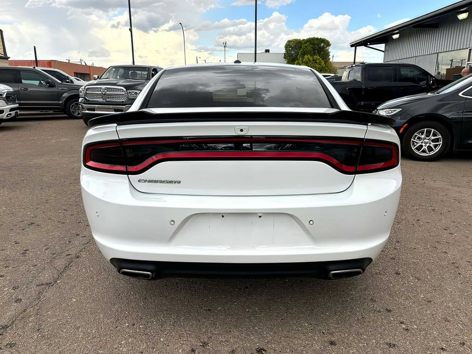 Dodge Charger      2019