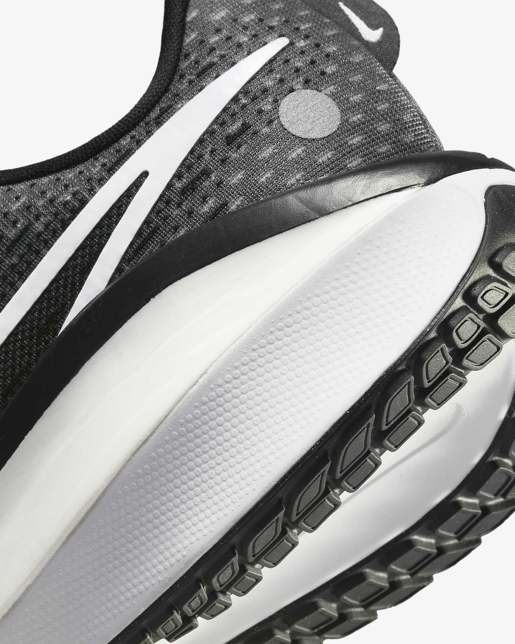 Кроссовки Nike Vomero 17 Pegasus Winflo Оригинал! (FB1309-004)