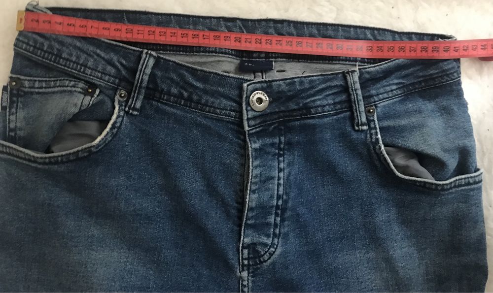 Джинси жіночі