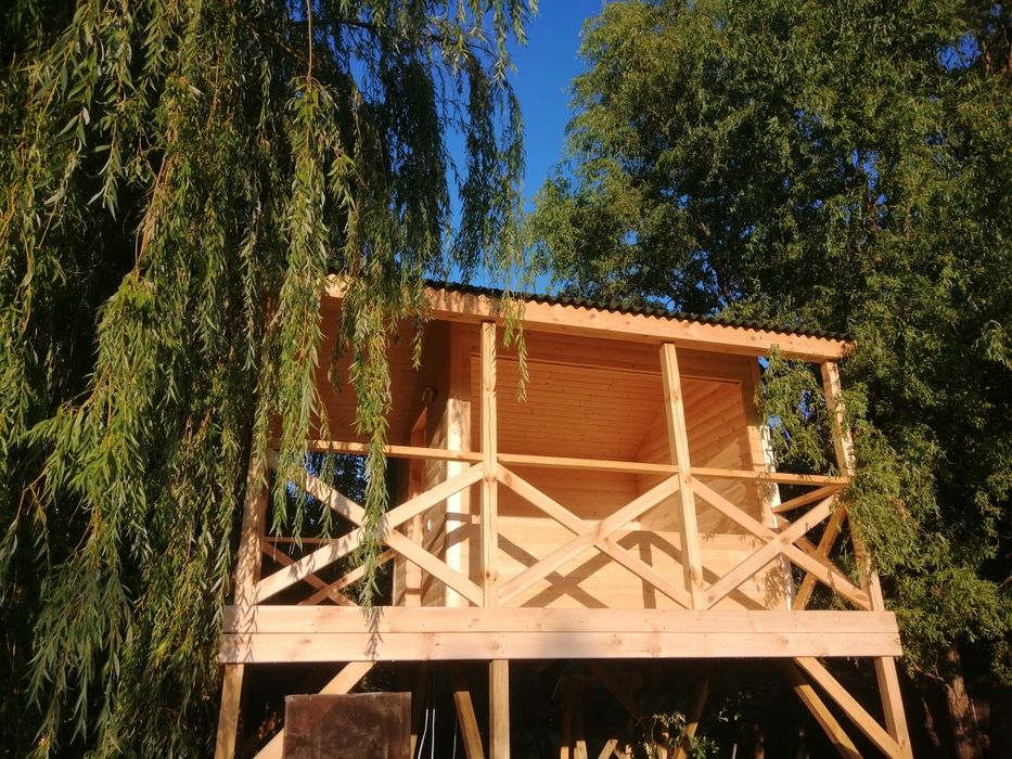 Будиночок з дерева, каркасні будинки, модульні будинки, будинок для ві