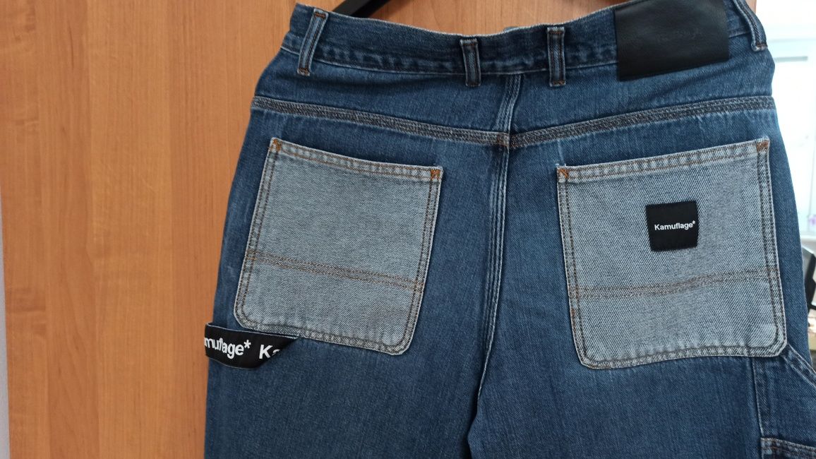 Spodnie jeans Kamuflage r. 32