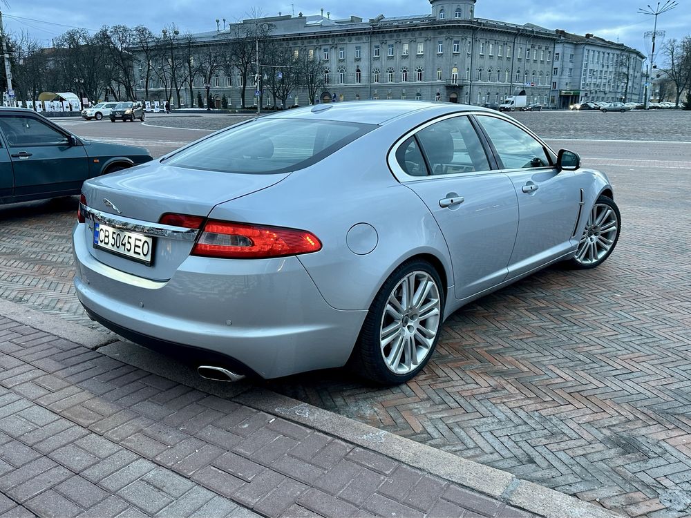 Jaguar xf 2008 г.