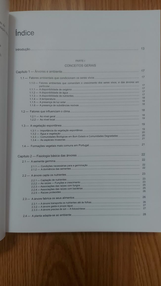 As Árvores na Cidade de António P. Saraiva