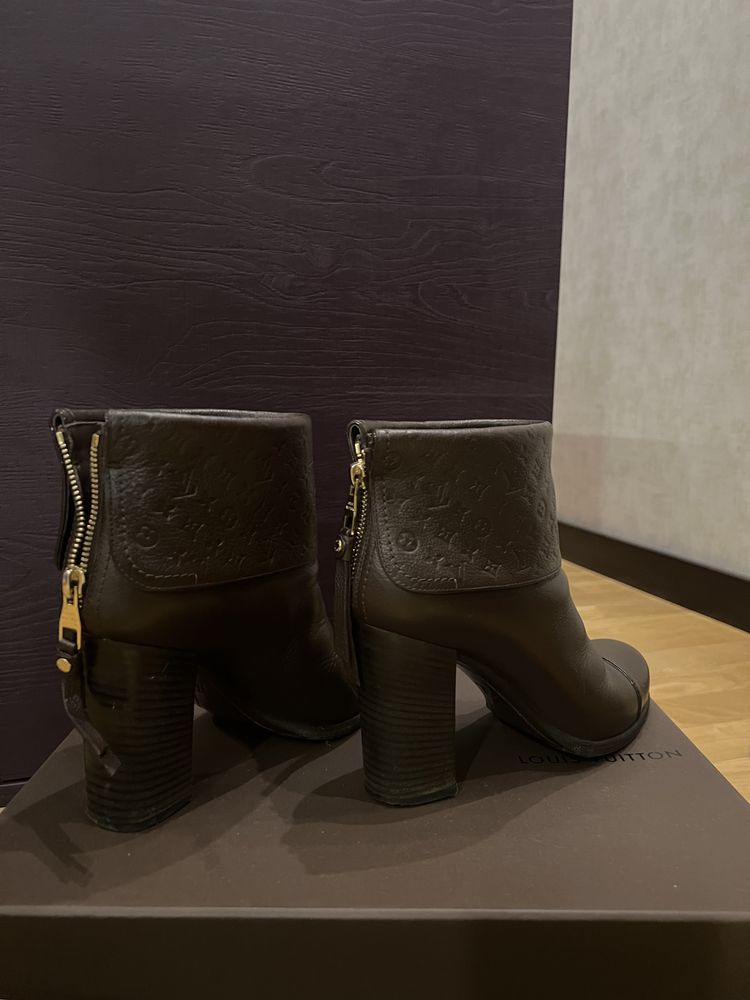 Ботинки Louis Vuitton/39 размер.