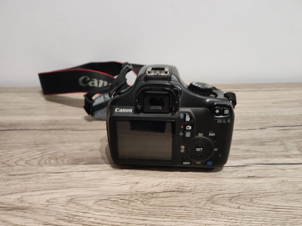 Aparat Canon EOS 1100 D lustrzanka